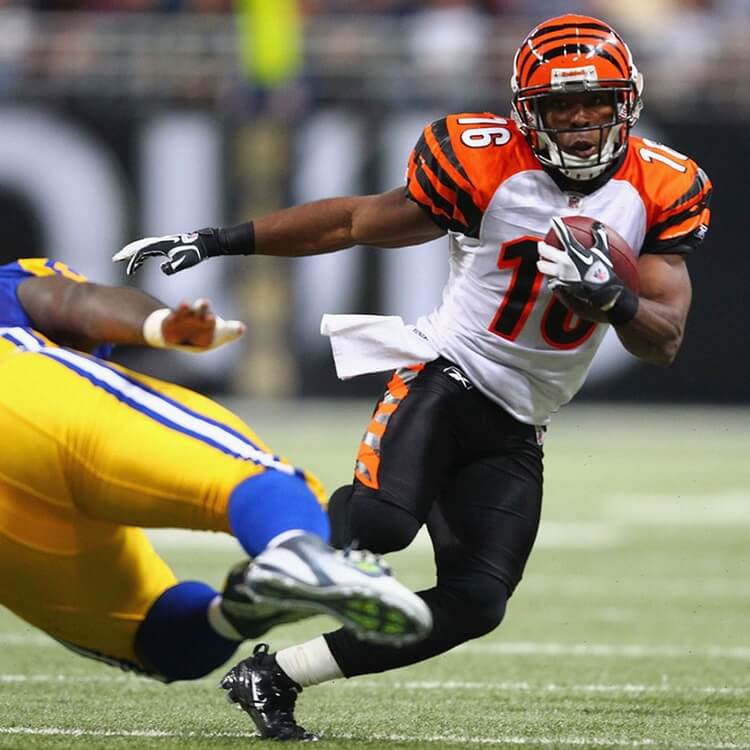 shortest-NFL-player-Andrew-Hawkins