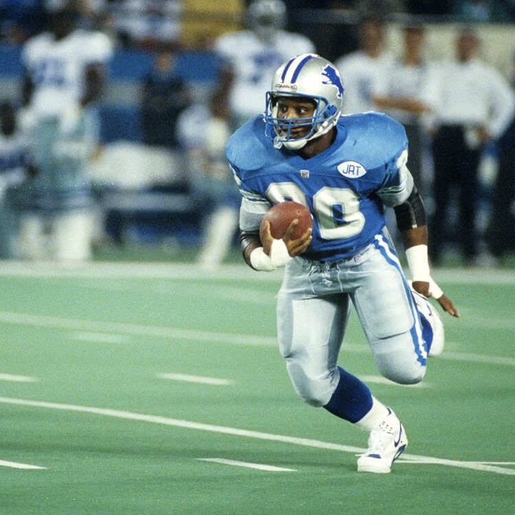 shortest-NFL-player-Barry-Sanders